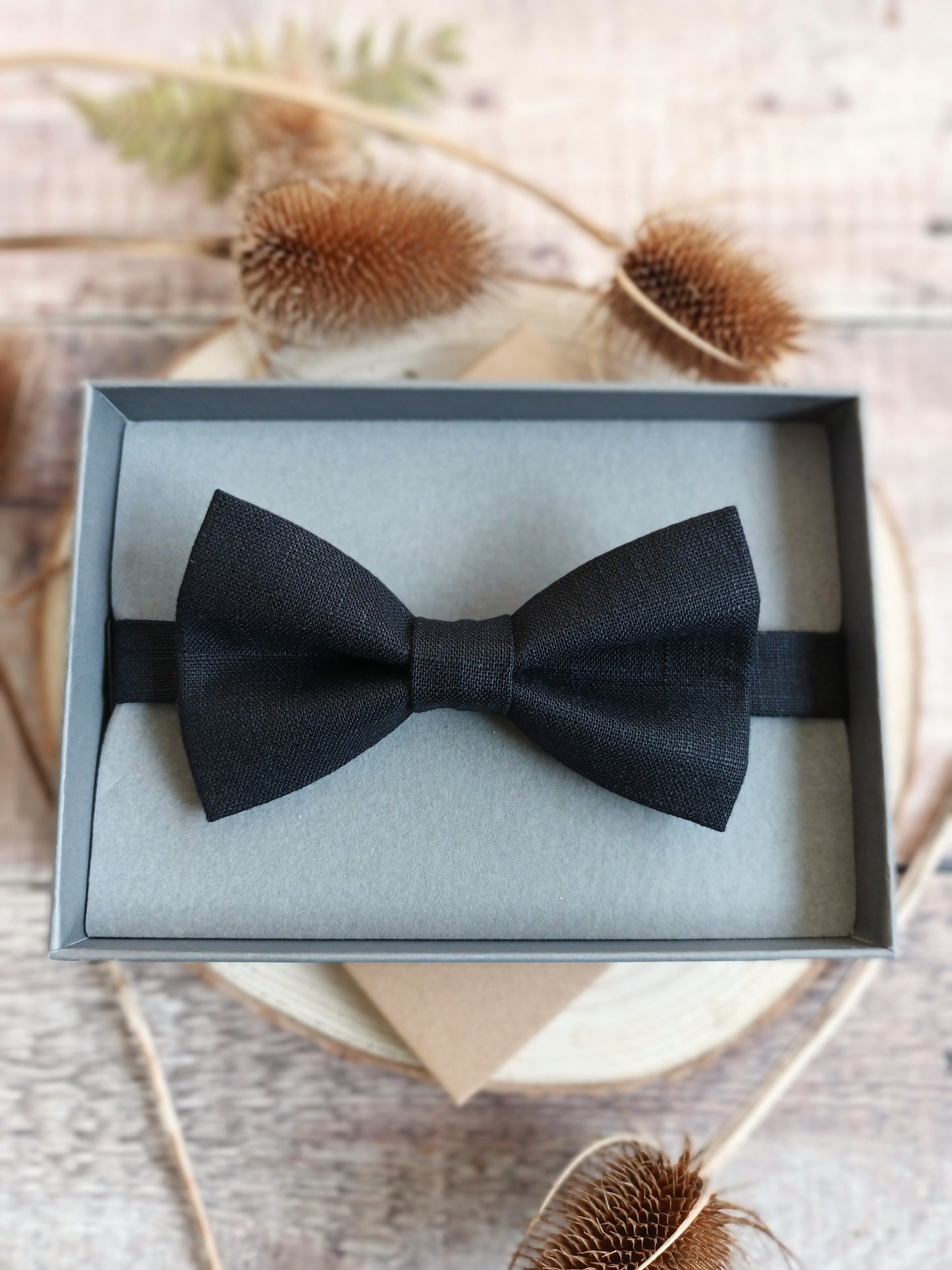 Black Linen Classic Bowtie