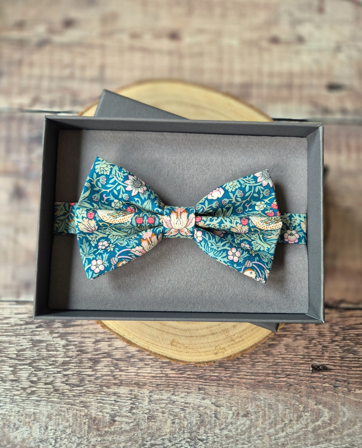 Liberty Bow Tie Strawberry Thief