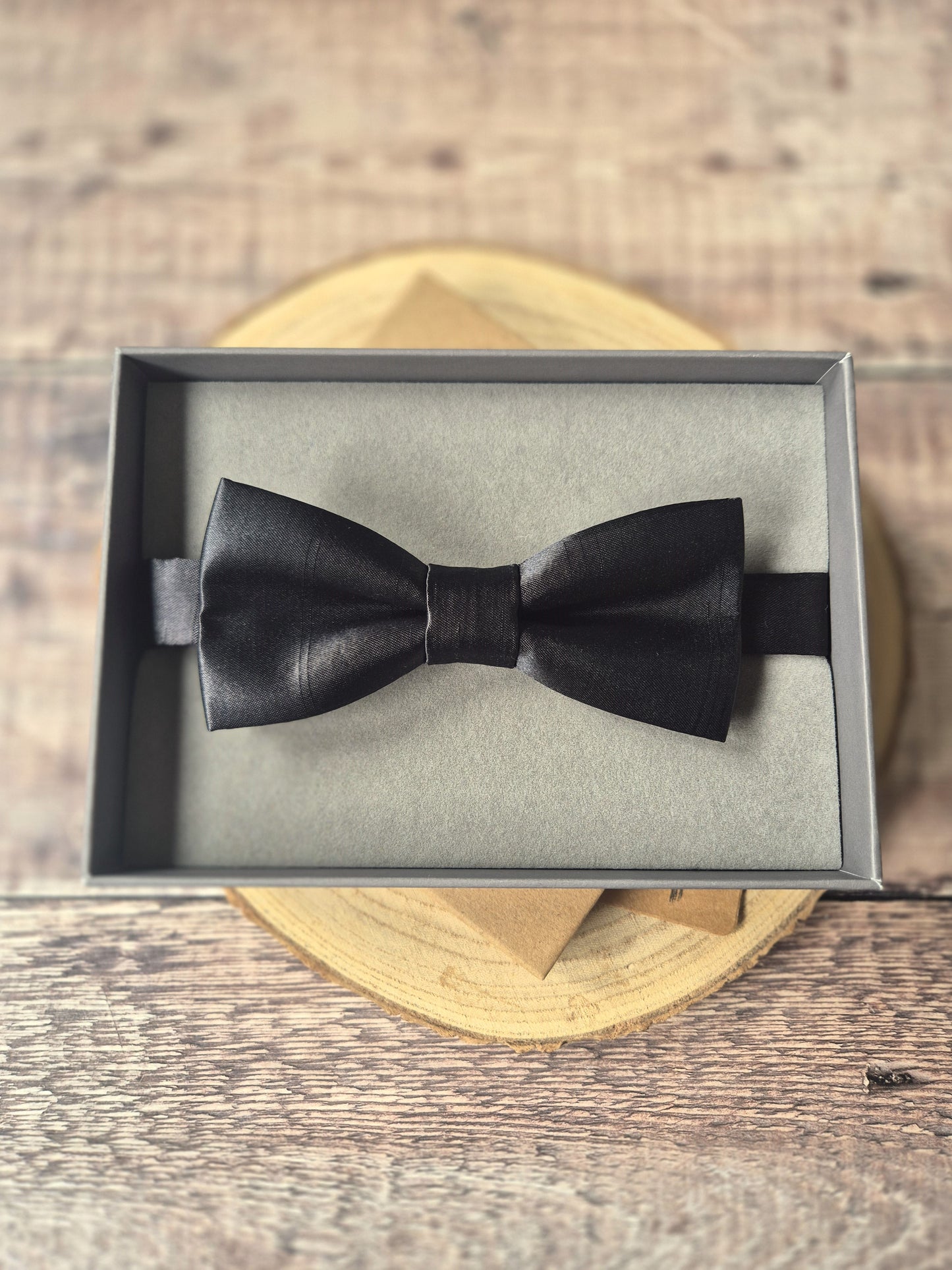 Pre-Tied Black Bow Tie