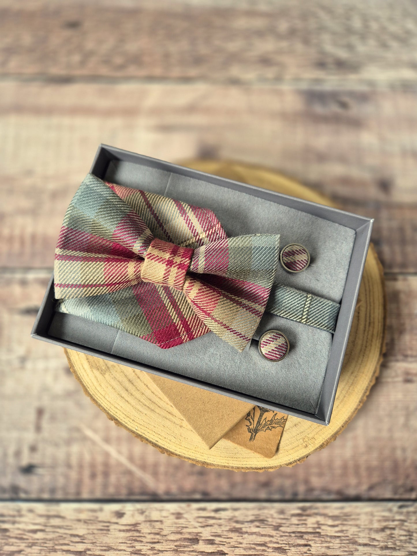 Auld Scotland Tartan Bow Tie