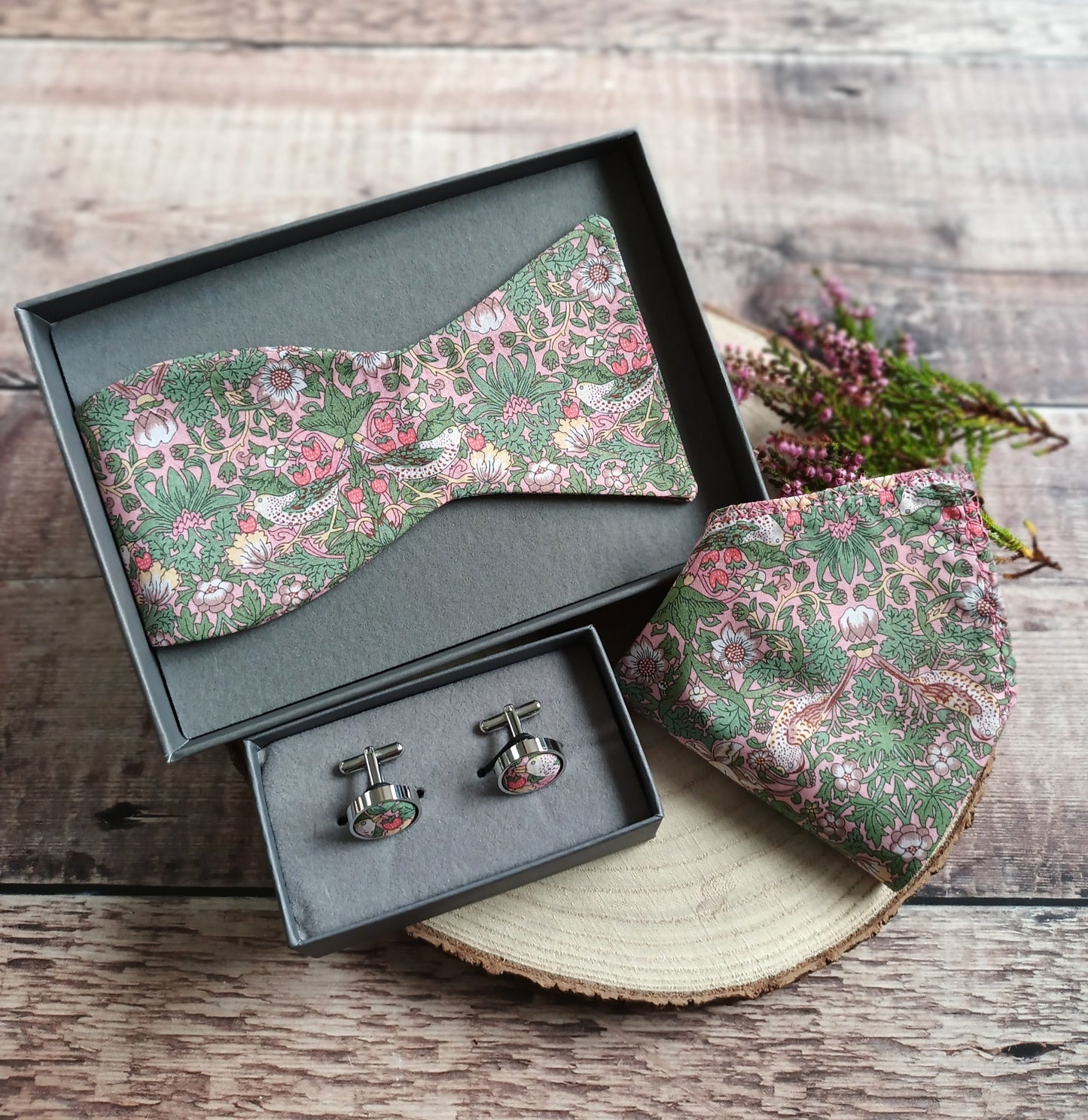 Liberty Bow tie Pink Strawberry Thief