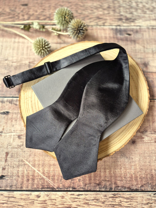 Self-Tie Black Diamond Bow tie