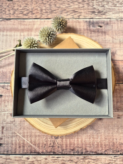 Pre-Tied Black Bow Ties