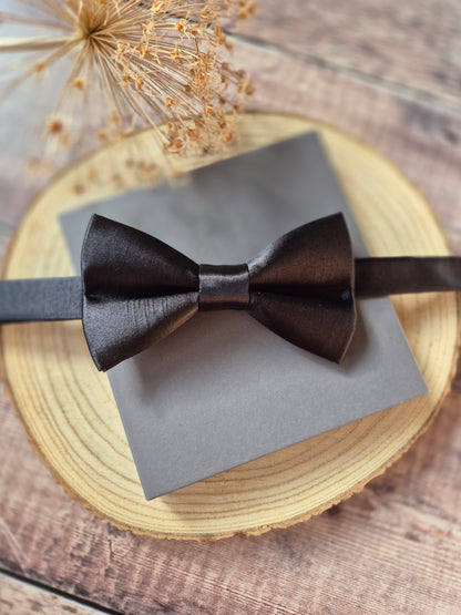 Pre-Tied Black Bow Ties