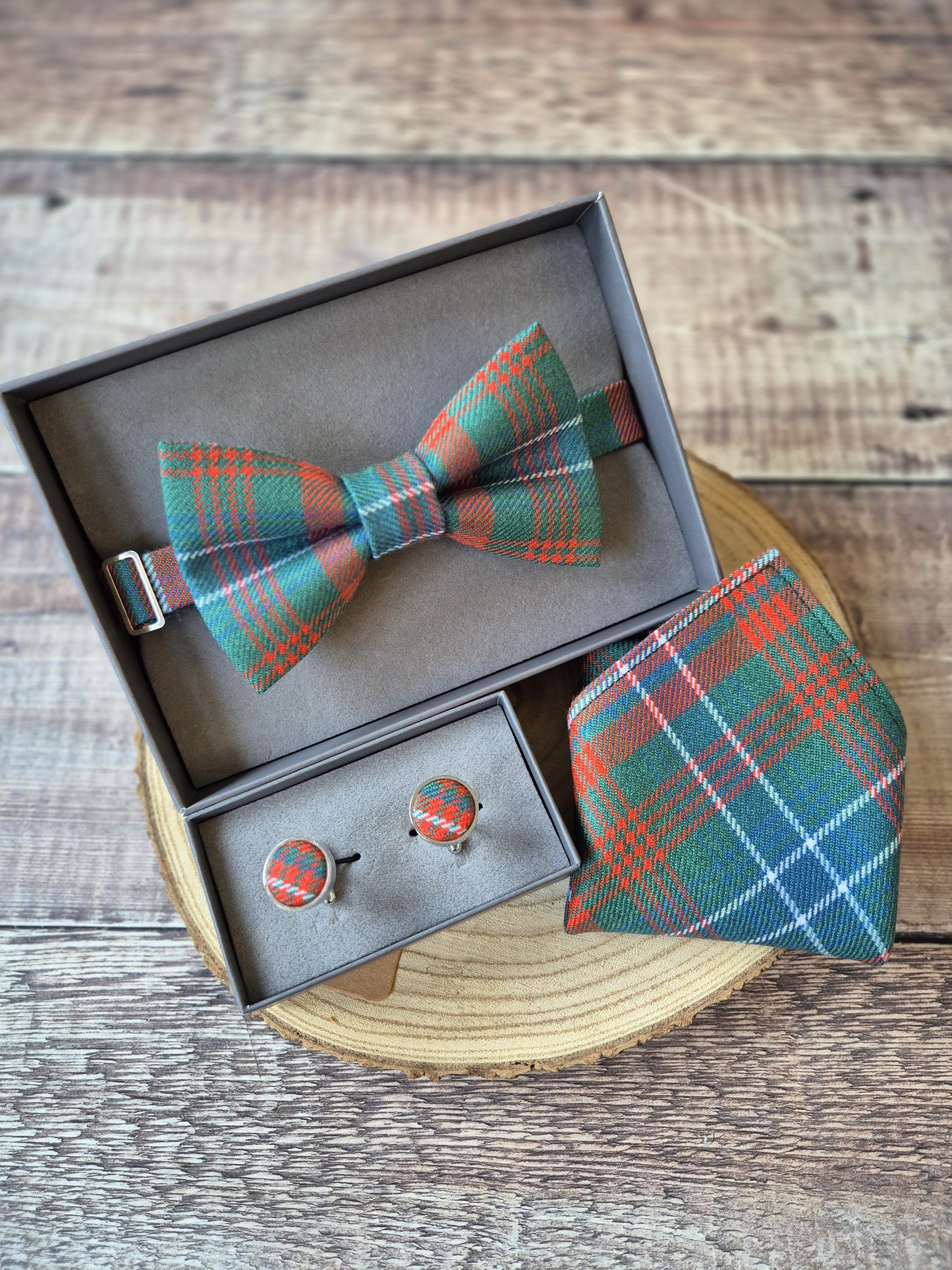 Wilson Tartan Bow Tie