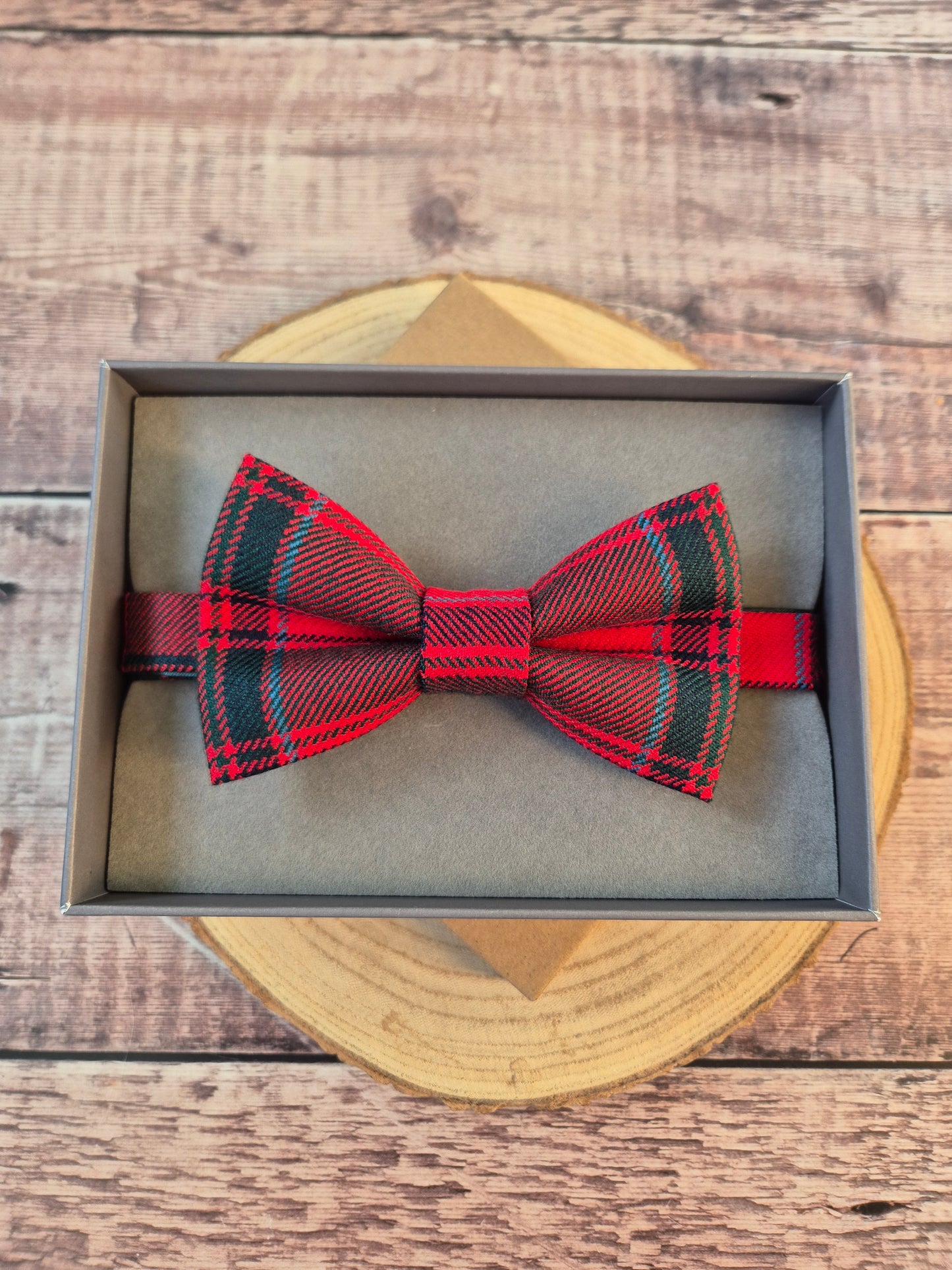Grant Tartan Bow Tie