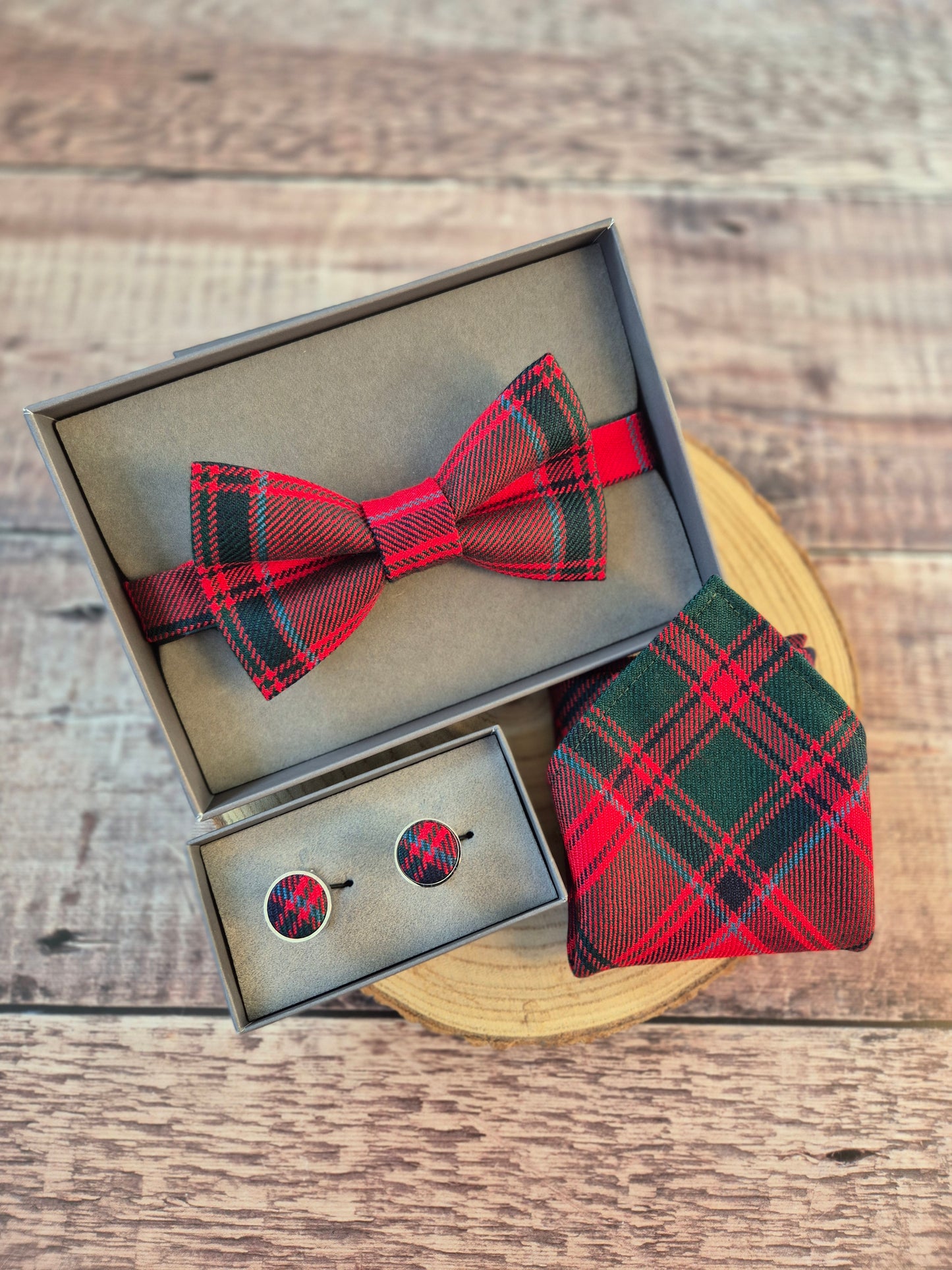Grant Tartan Bow Tie