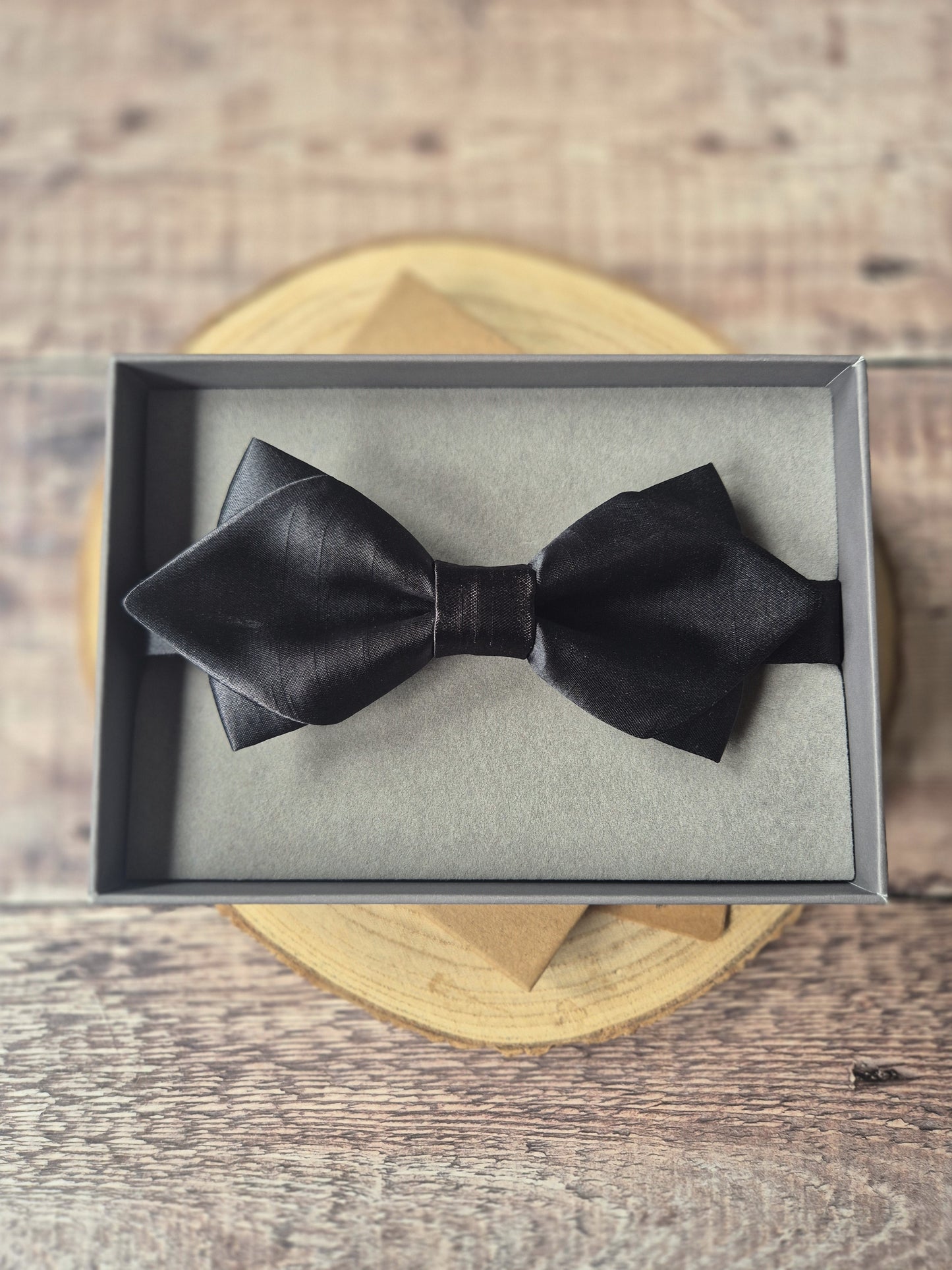 Pre-Tied Black Bow Tie