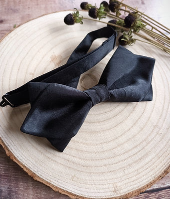 Pre-Tied Black Bow Ties