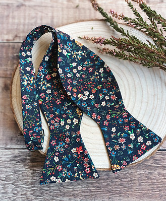 Liberty Navy Floral Bowtie