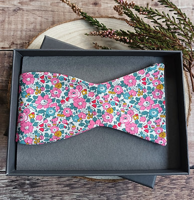 Liberty Pink Floral Bowtie