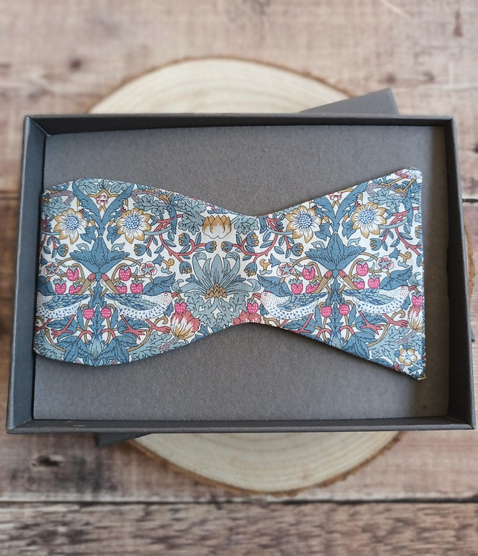 Liberty Bow Tie Strawberry Thief